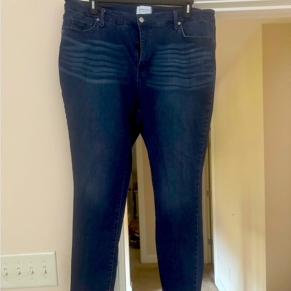 Crown & Ivy High Rise Skinny Jeans